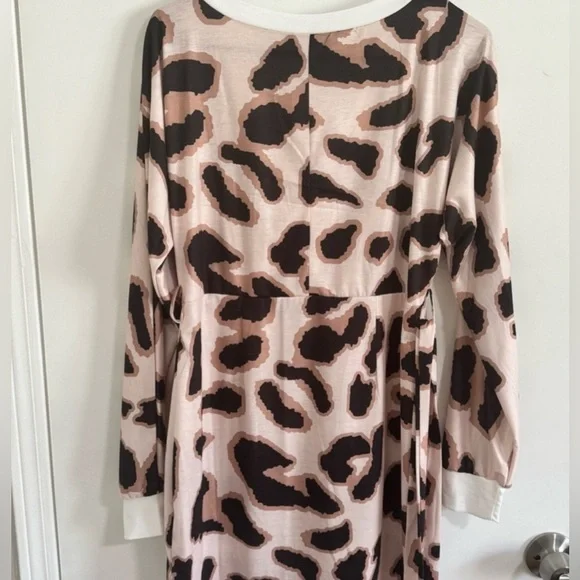 Brand New LG Leopard Print Sweater (Thin) Wrap Dress! - Picture 2 of 4